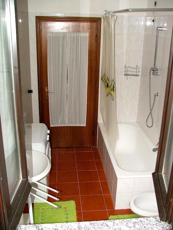 Villa C&C Lierna Phòng bức ảnh